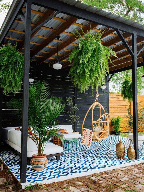 Embellir son balcon avec des végétaux pour la saison estivale