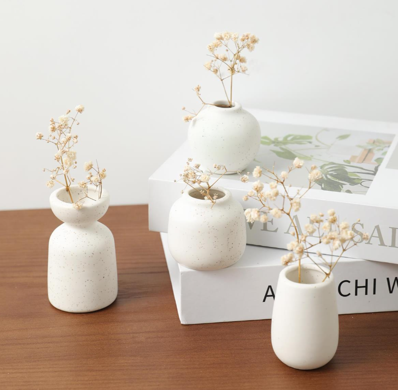 Mini bud vase